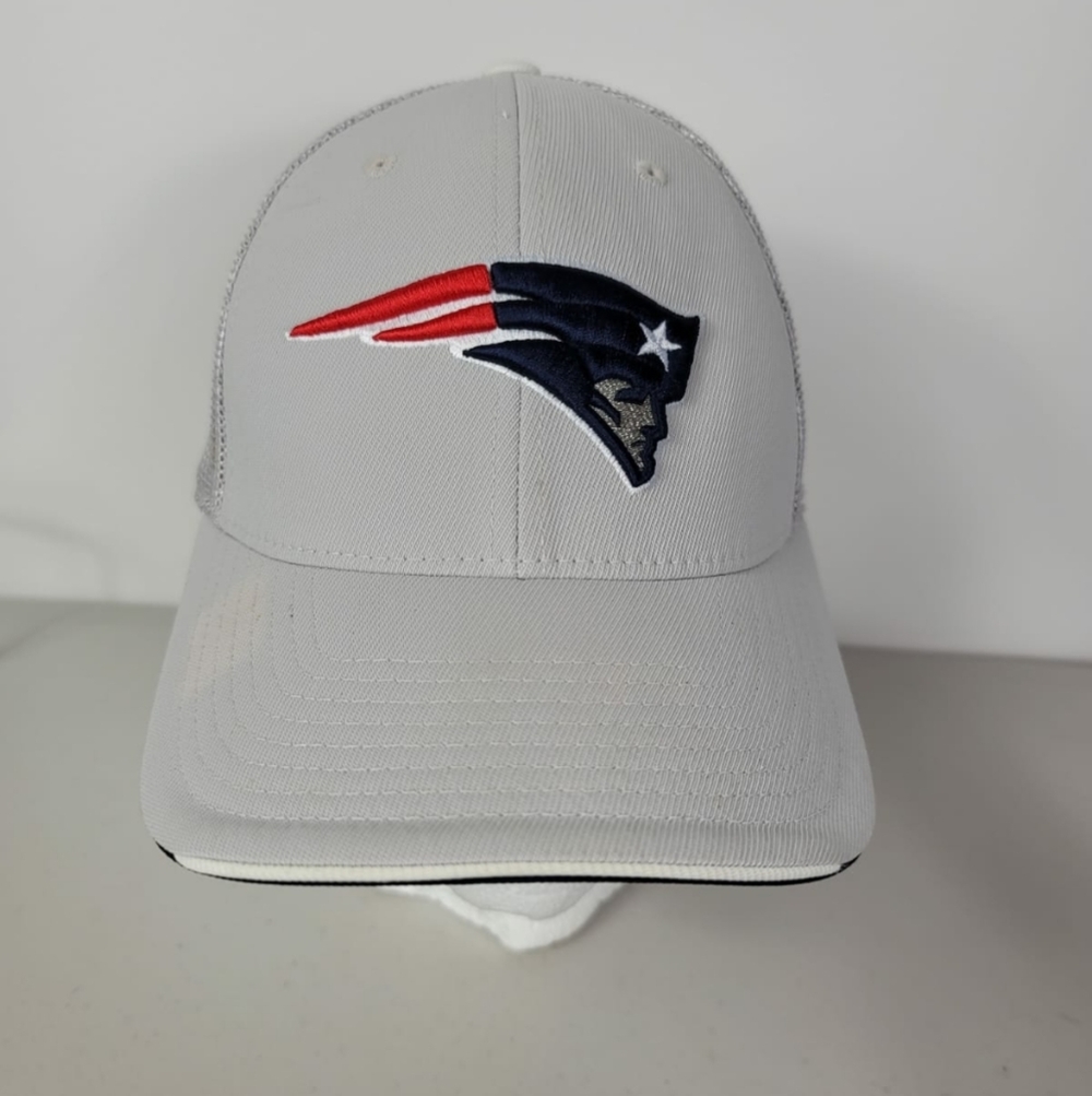 New England Patriots NFL one Sz fit all Blue Fitted Cap Hat Gray